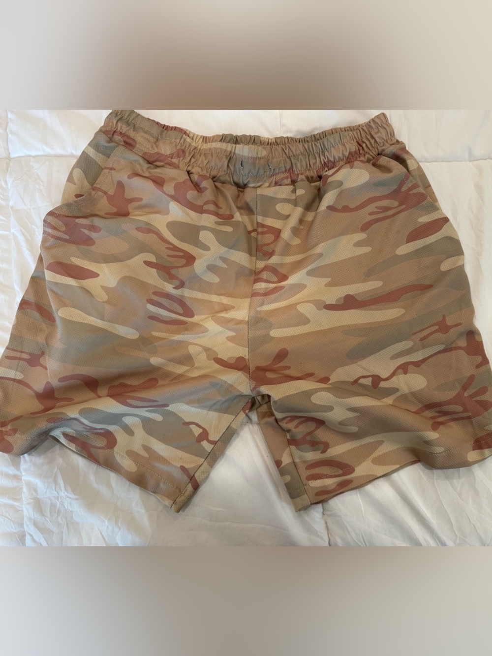 Men’s Tan Camo Elastic-Waist Shorts